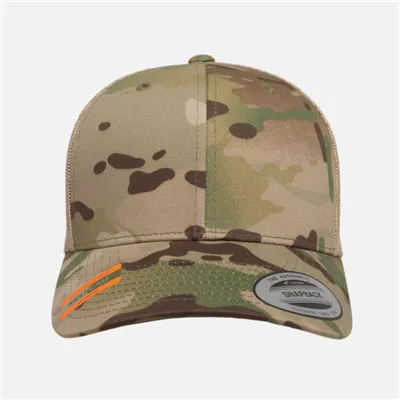 Existe-t-il des casquettes de camionneur snapback à imprimé géométrique ?
